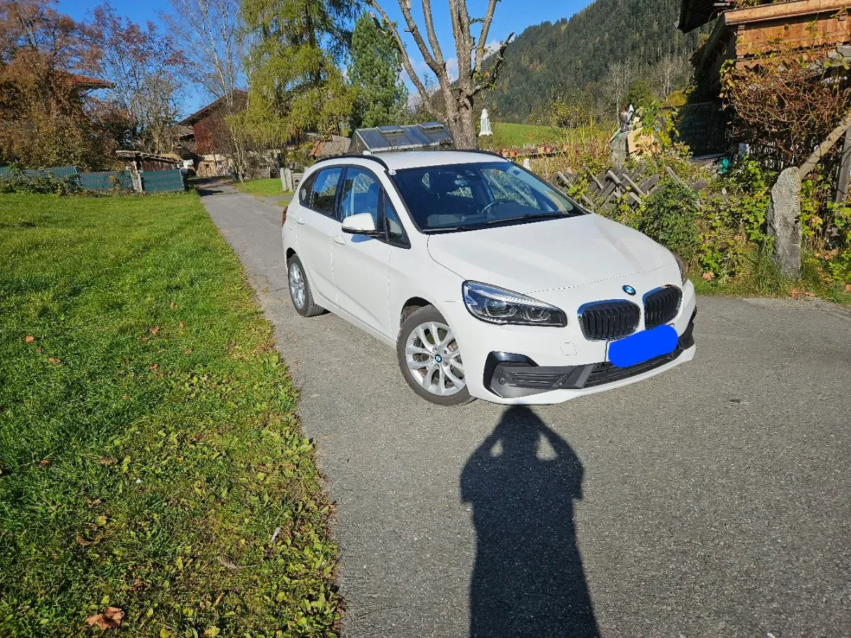 BMW 2 Series 2019 photo 2