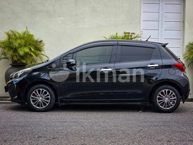 Toyota Vitz 2016 photo 5