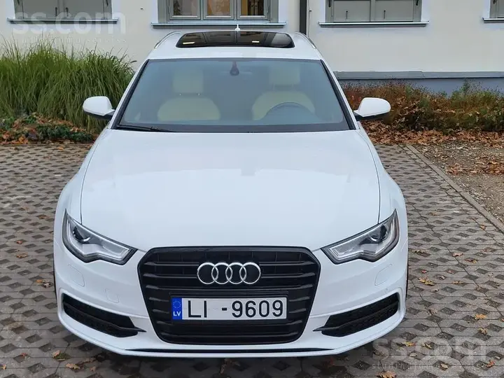 Audi A6 Avant 2012 photo 2