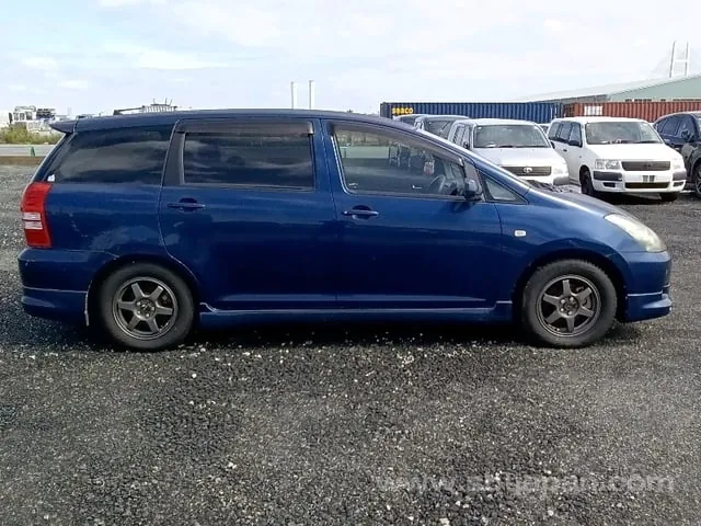 Toyota Wish 2003 photo 5