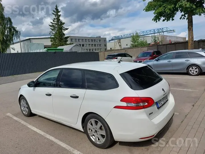 Peugeot 308 2015 photo 3