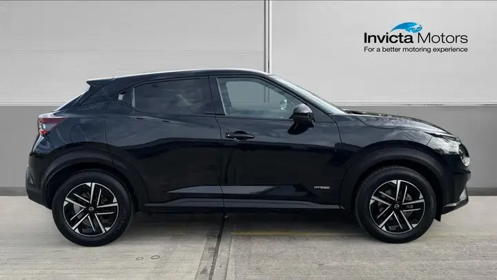 Nissan Juke 2024 photo 2