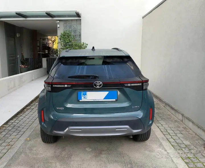 Toyota Yaris Cross 2025 photo 3