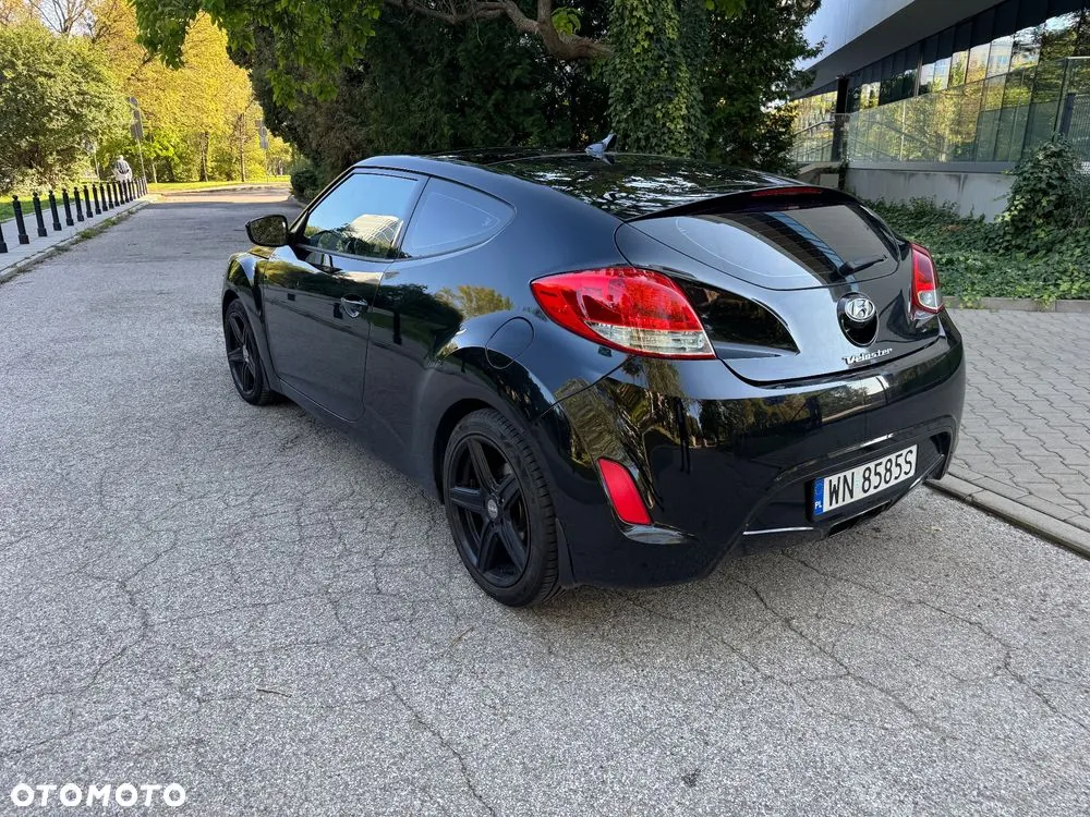 Hyundai Veloster 2012 photo 2