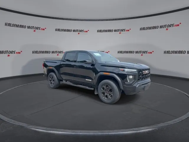 GMC Canyon 2025 photo 2