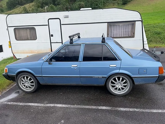 Mitsubishi Lancer 1980 photo 4