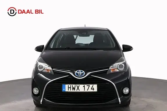 Toyota Yaris 2016 photo 2