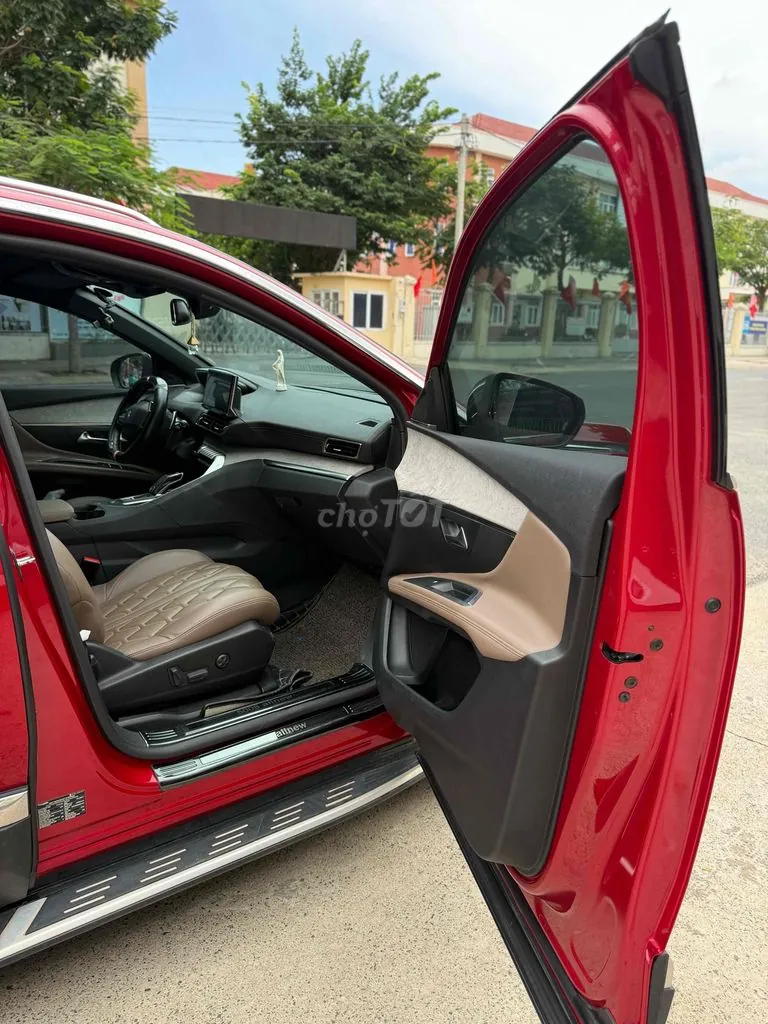Peugeot 5008 2023 photo 5