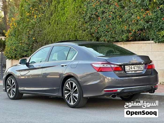 Honda Accord 2017 photo 3