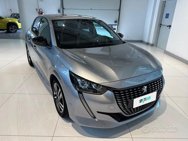 Peugeot 208 2023 photo 5