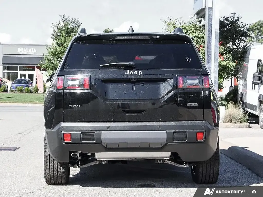 Jeep Cherokee 2026 photo 5