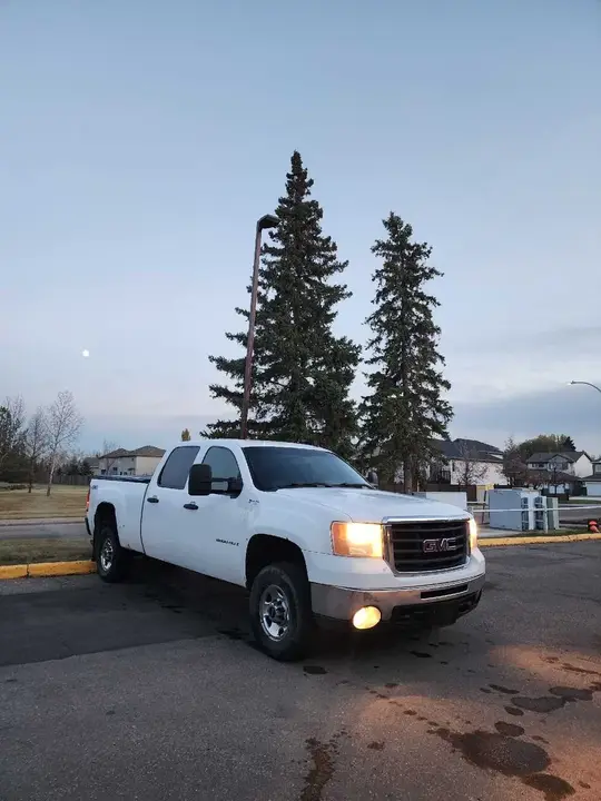GMC Sierra 2500Hd 2008 photo 2