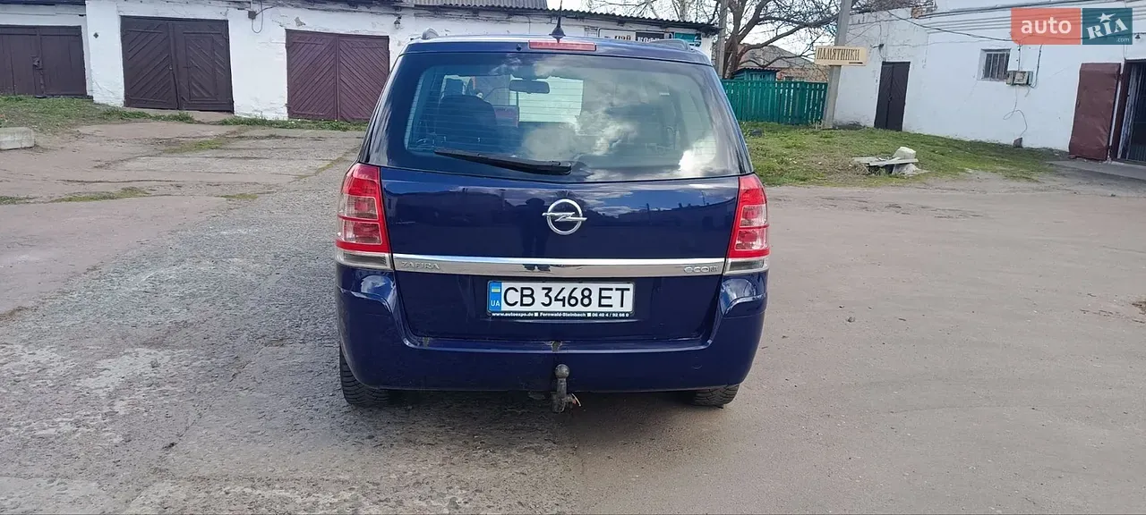 Opel Zafira 2012 photo 3