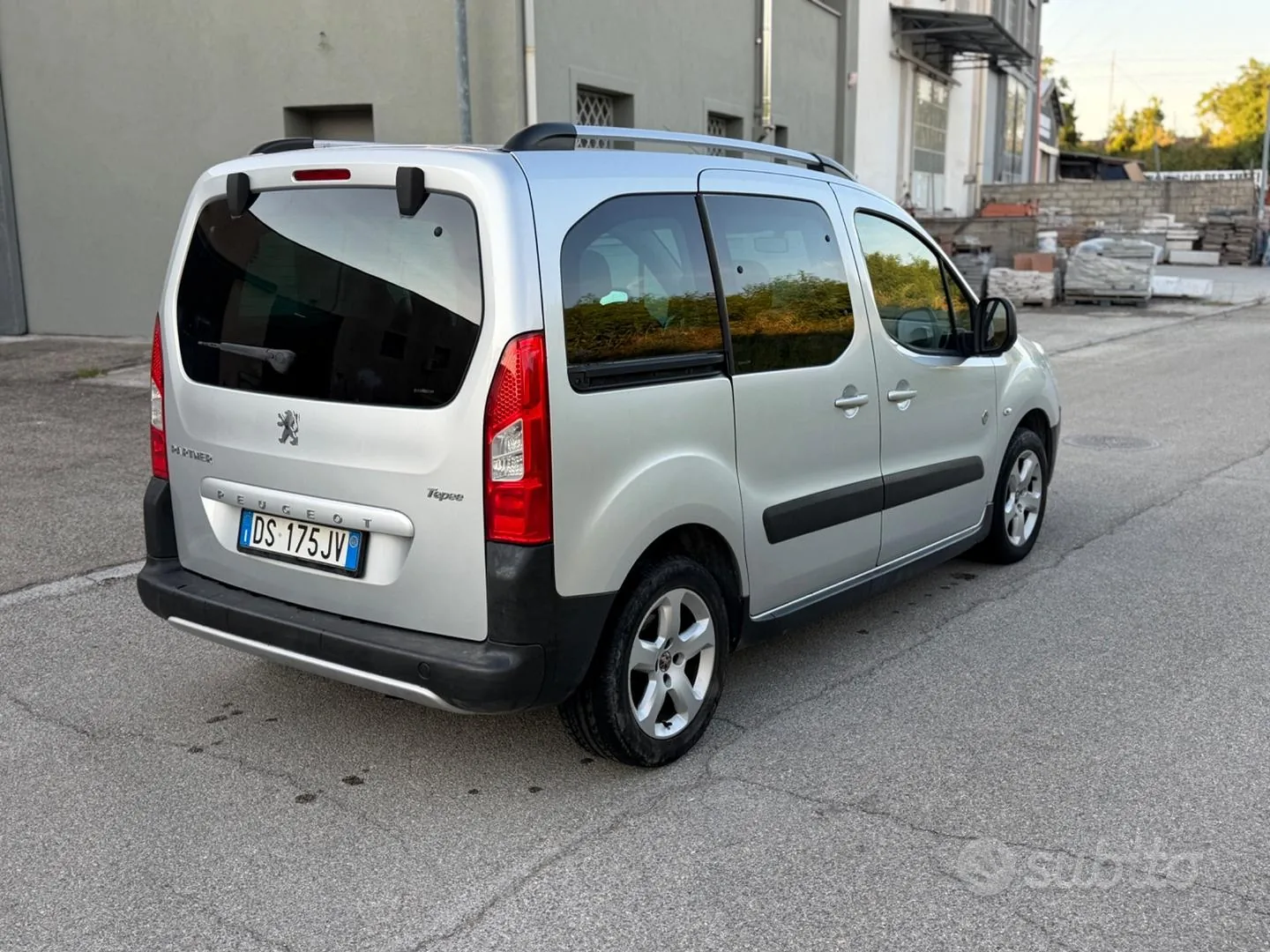 Peugeot Partner 2008 photo 5