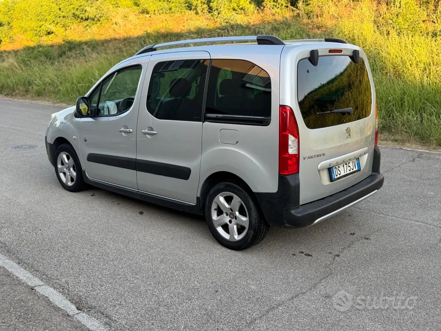Peugeot Partner 2008 photo 3