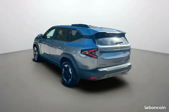 Dacia Bigster 2025 photo 2