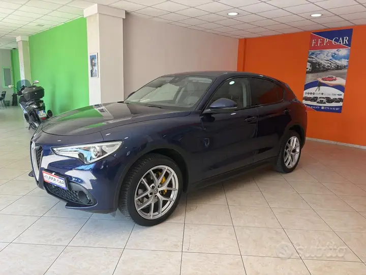 Alfa Romeo Stelvio 2017 photo 2