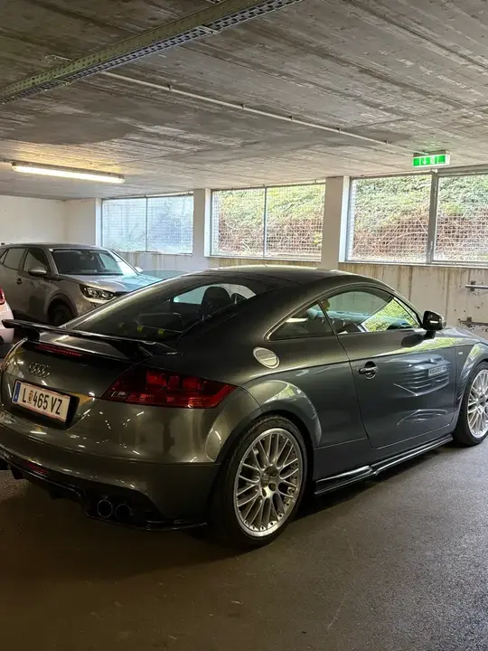 Audi Tt 2011 photo 3