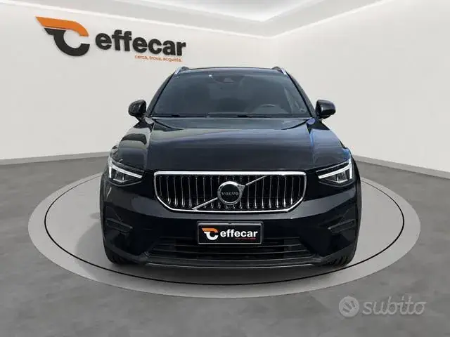 Volvo Xc40 2022 photo 2