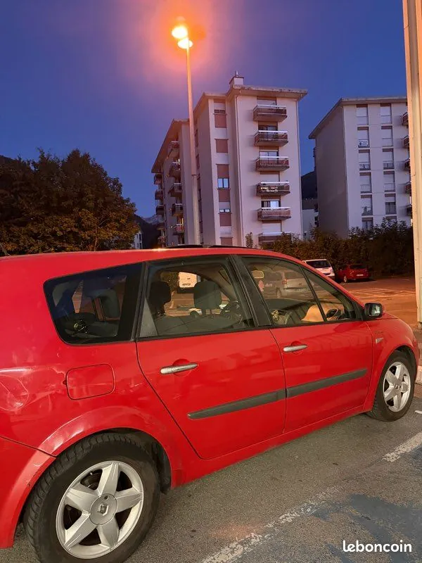 Renault Grand Scenic