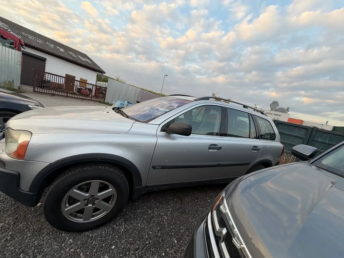 Volvo Xc90 2004 photo 2