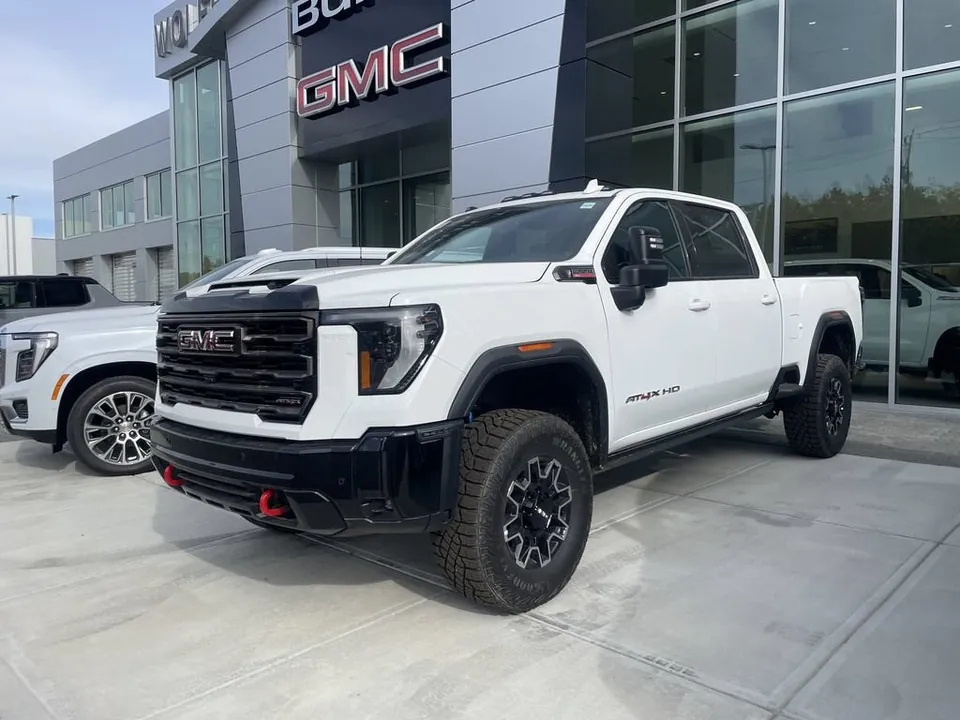 GMC Sierra 2500Hd 2026 photo 4