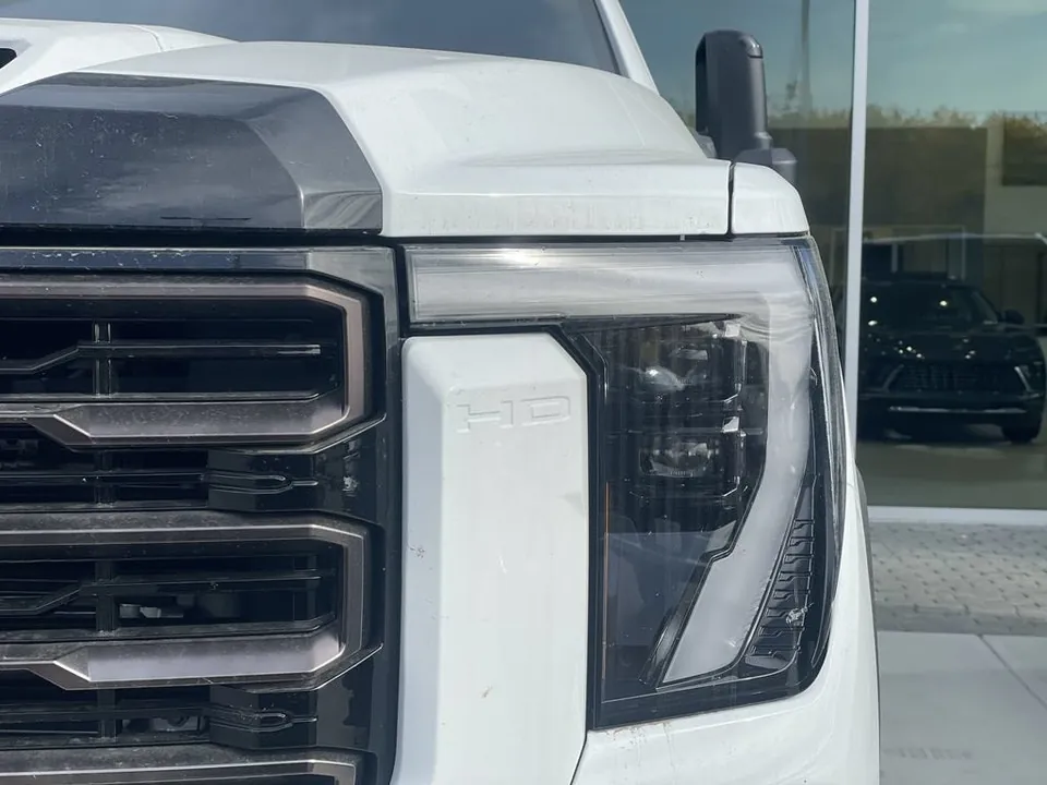 GMC Sierra 2500Hd 2026 photo 3