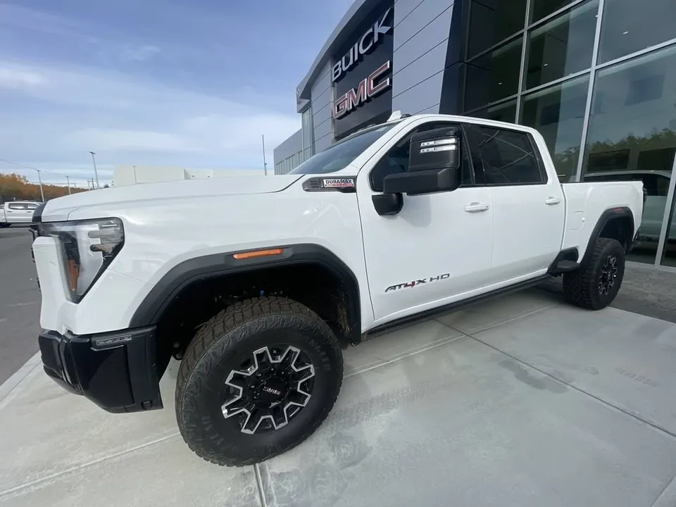 GMC Sierra 2500Hd 2026 photo 5