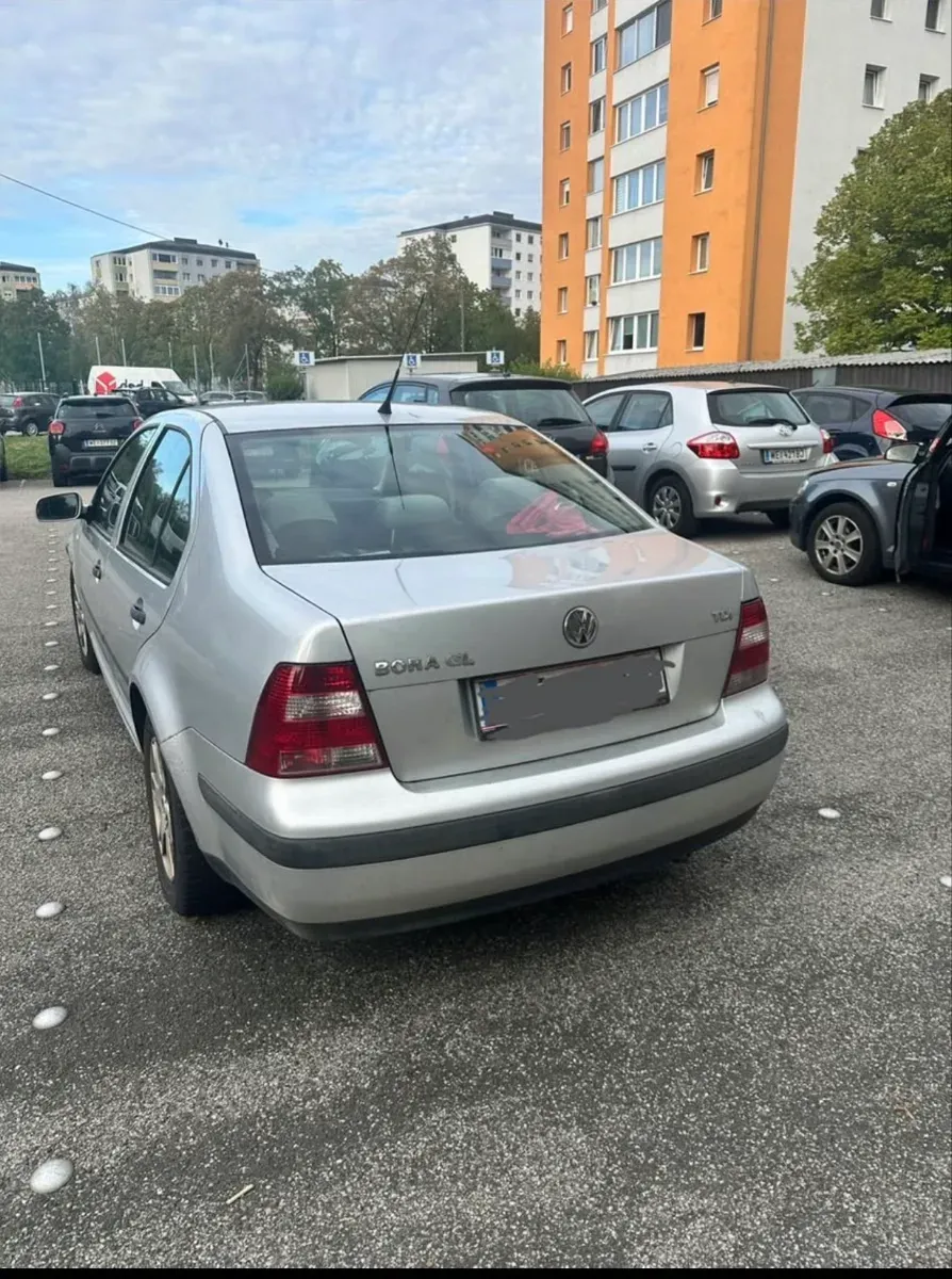 Volkswagen Bora 2004 photo 3