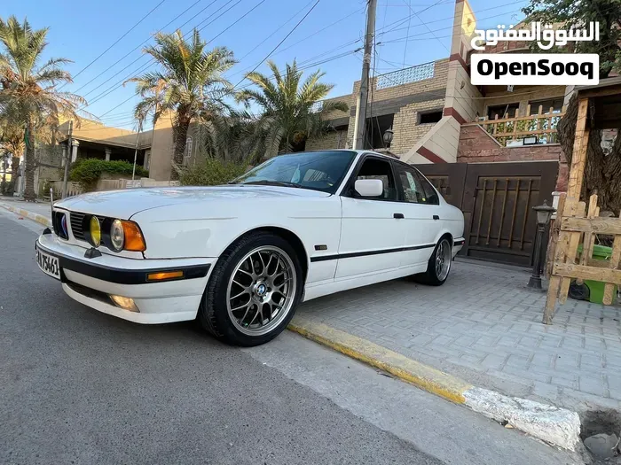 BMW 5 Series 1990 photo 5