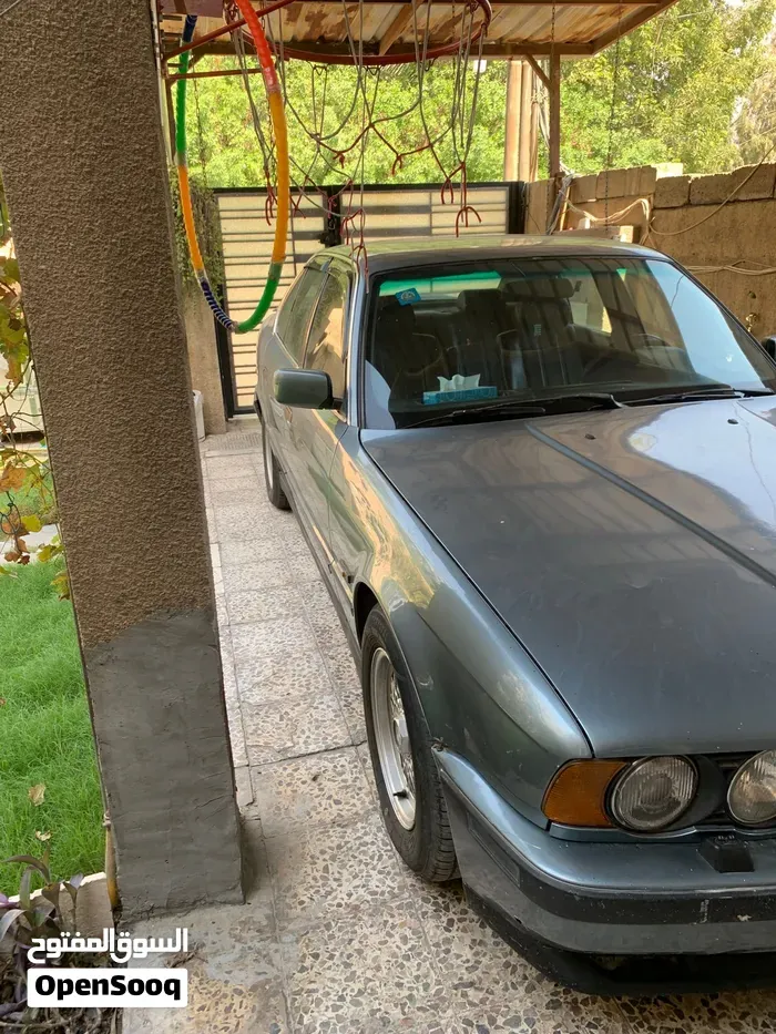 BMW 5 Series 1990 photo 3