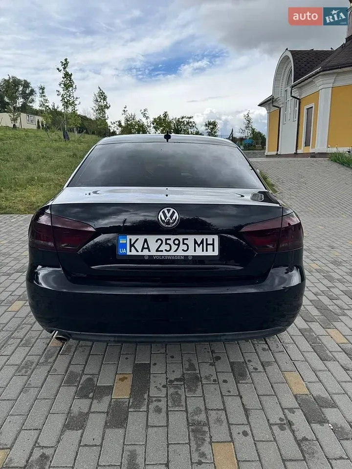 Volkswagen Passat 2012 photo 4