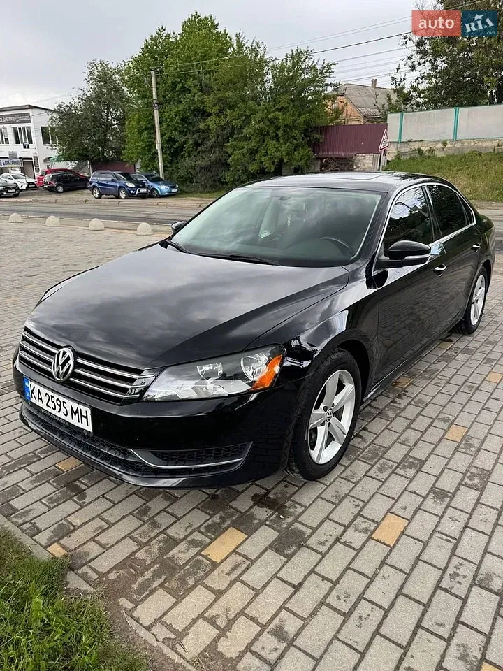 Volkswagen Passat 2012 photo 3