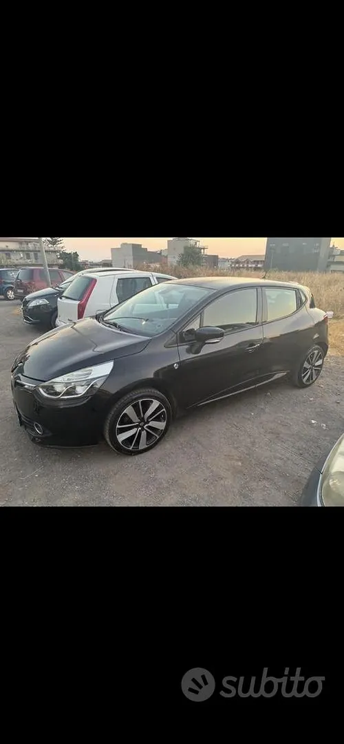 Renault Clio 2015 photo 2