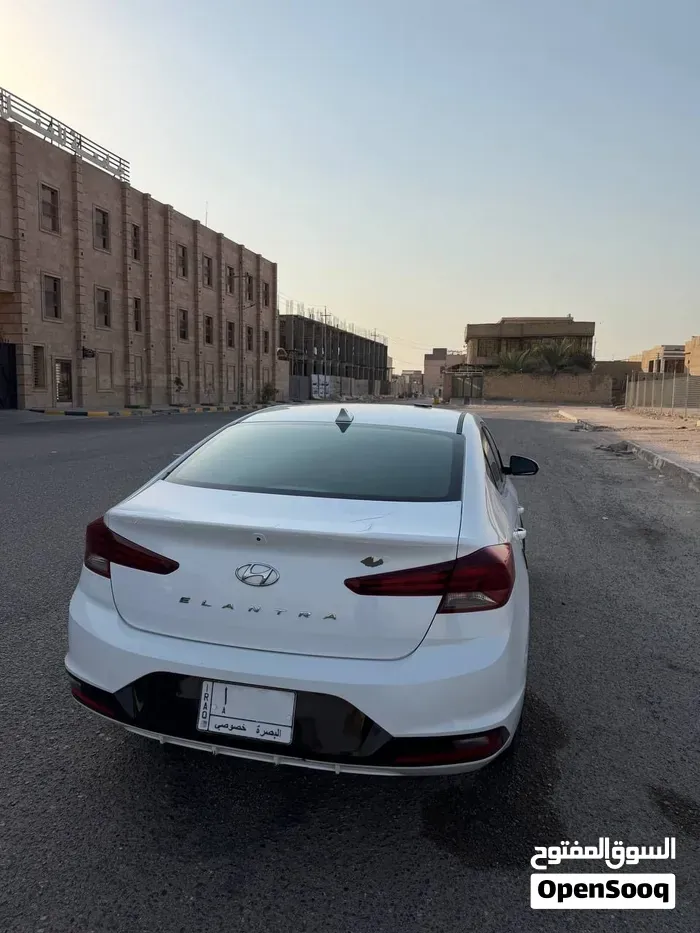 Hyundai Elantra 2020 photo 2