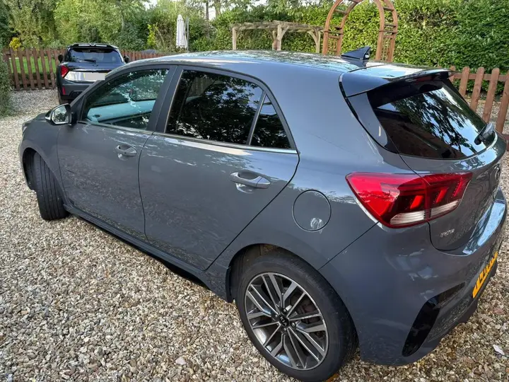 Kia Rio 2021 photo 3