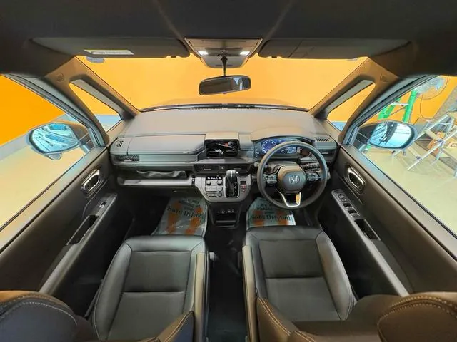 Honda Stepwagon 2026 photo 2