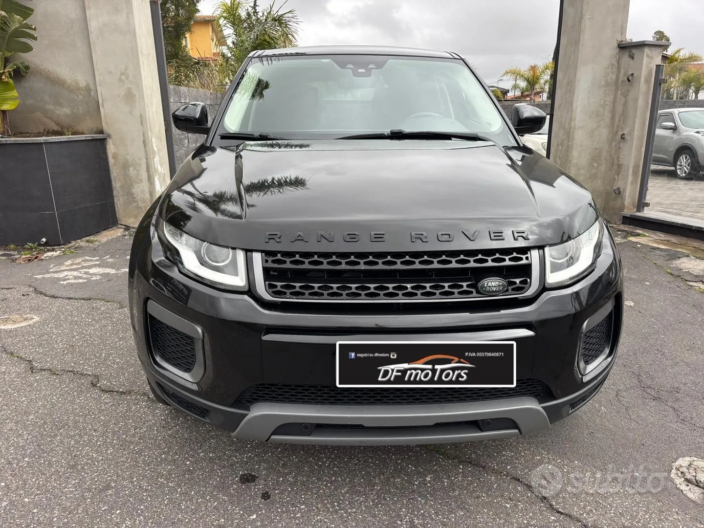 Land Rover Range Rover Evoque 2016 photo 2