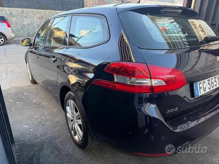 Peugeot 308 2015 photo 3