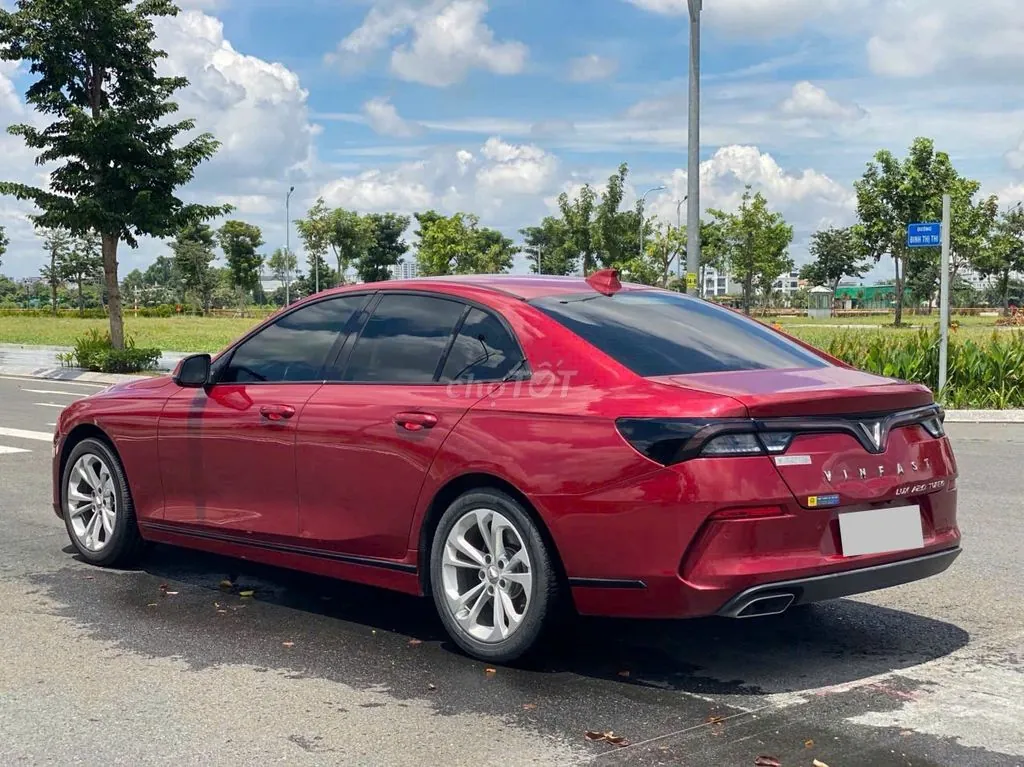 Vinfast Lux A2.0 2019 photo 2