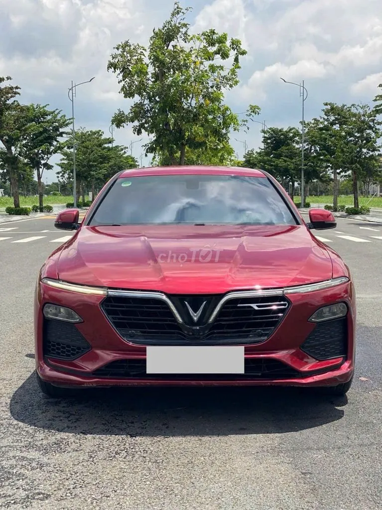 Vinfast Lux A2.0