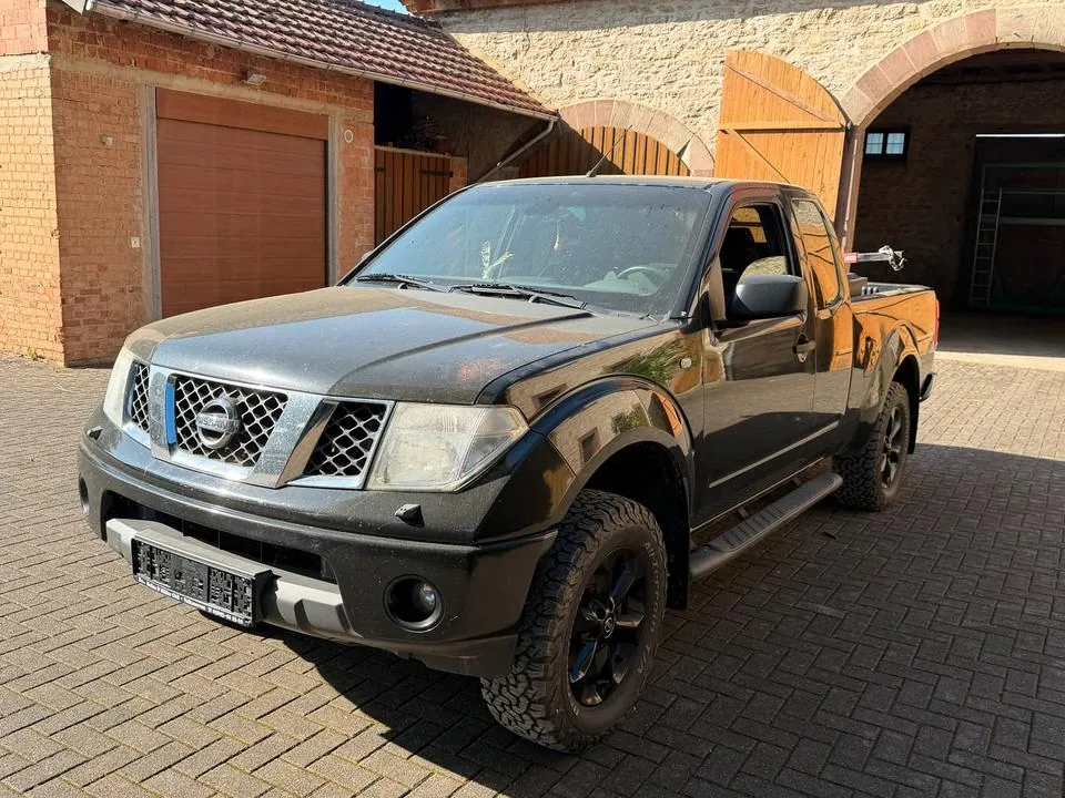 Nissan Navara D40