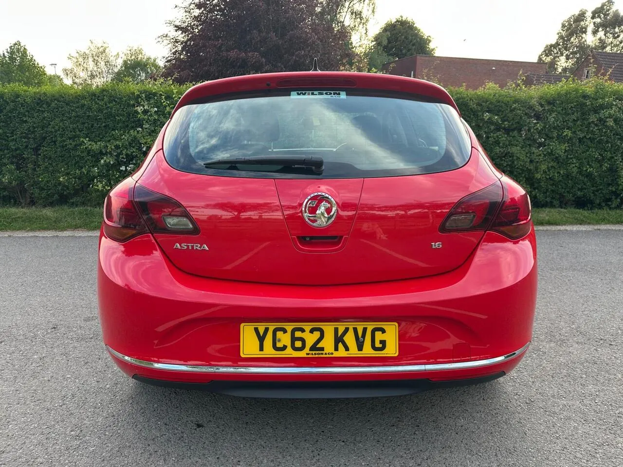 Vauxhall Astra 2012 photo 4