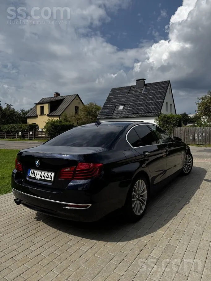 BMW 530 2013 photo 4
