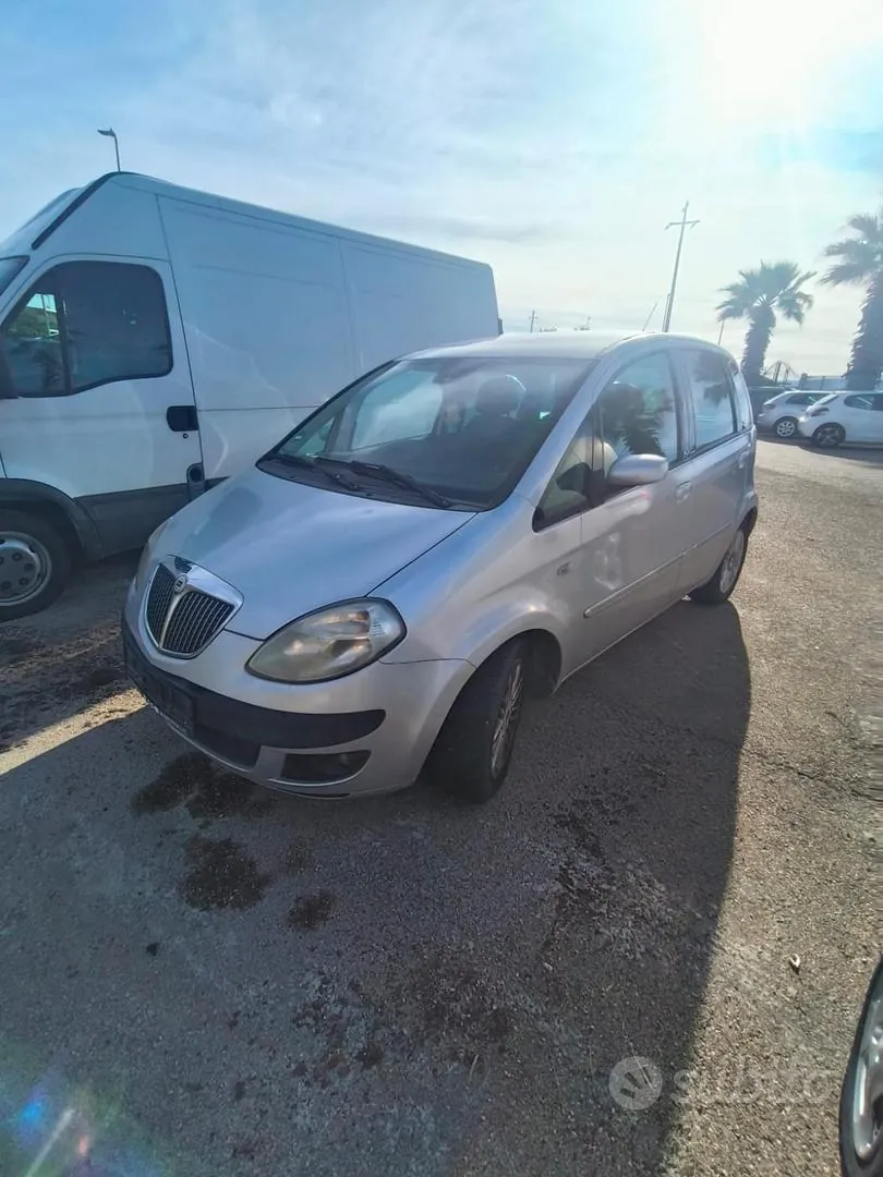 Lancia Musa 2004 photo 3