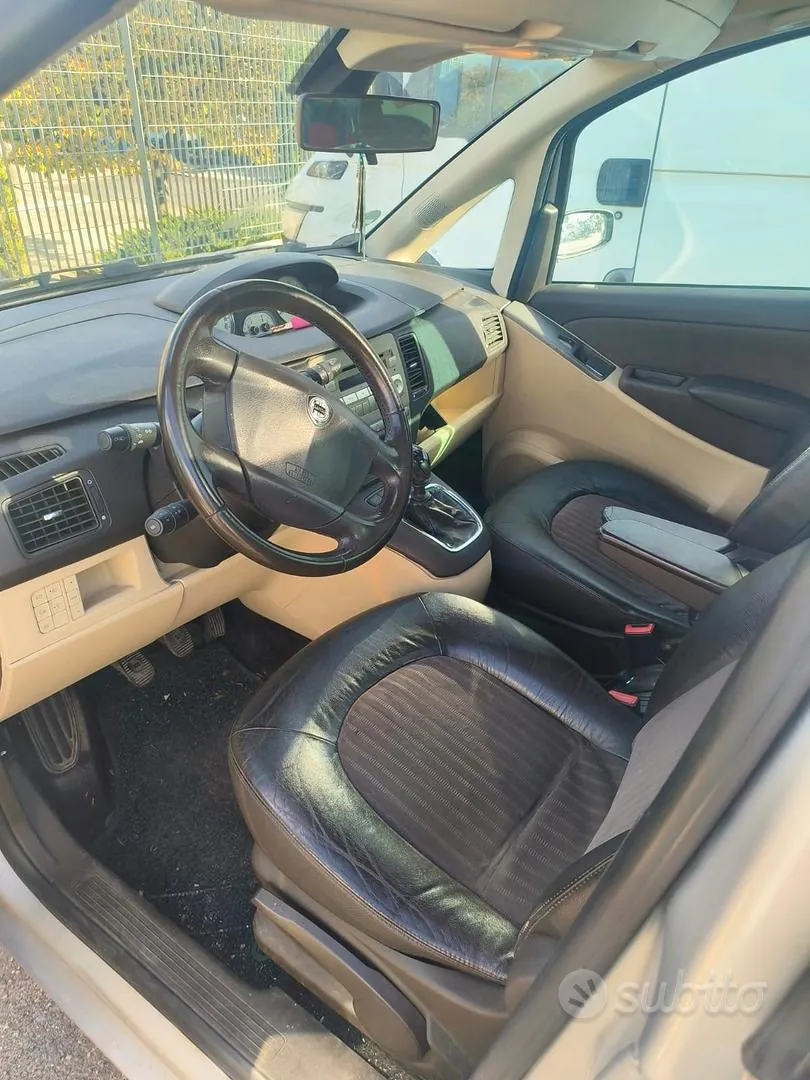 Lancia Musa 2004 photo 5