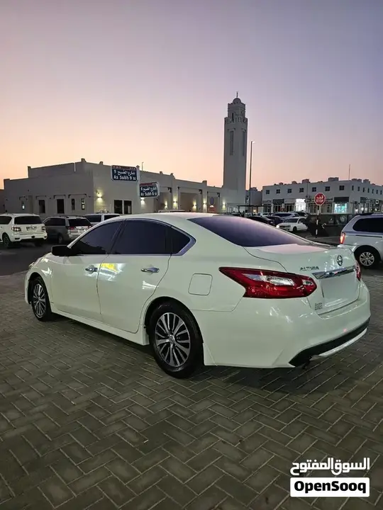 Nissan Altima 2016 photo 2