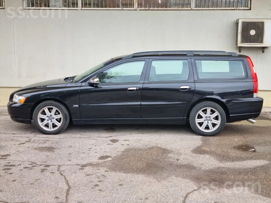 Volvo V70 2005 photo 5
