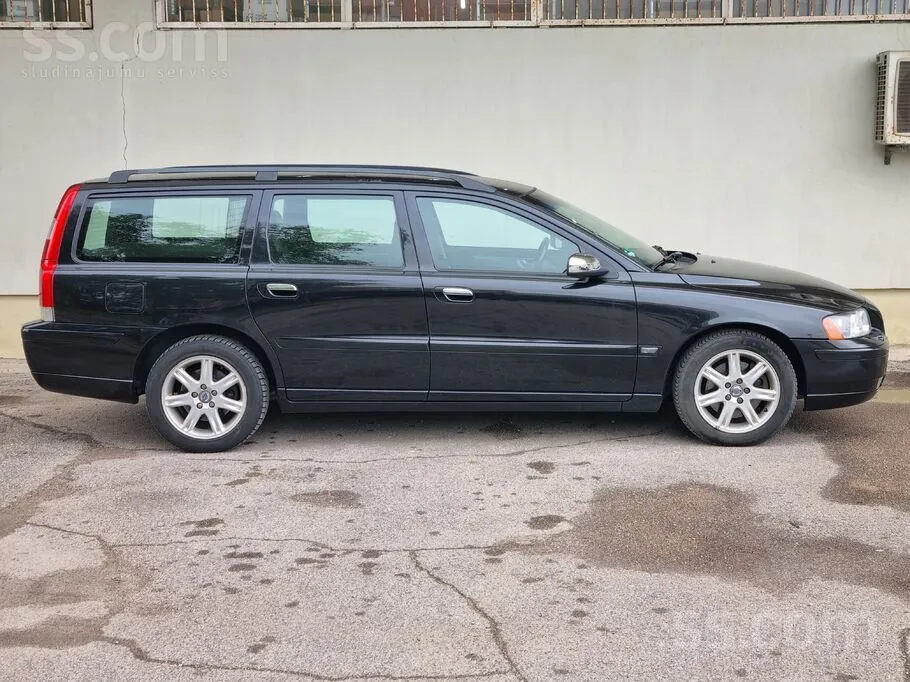 Volvo V70 2005 photo 4