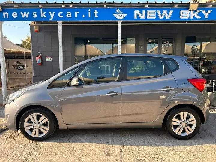 Hyundai Ix20 2011 photo 5